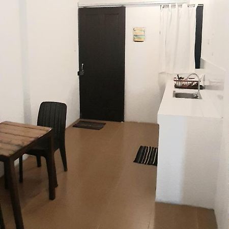 Angel And Marie'S Acroom For 1-2Pax ซานฮวน ภายนอก รูปภาพ