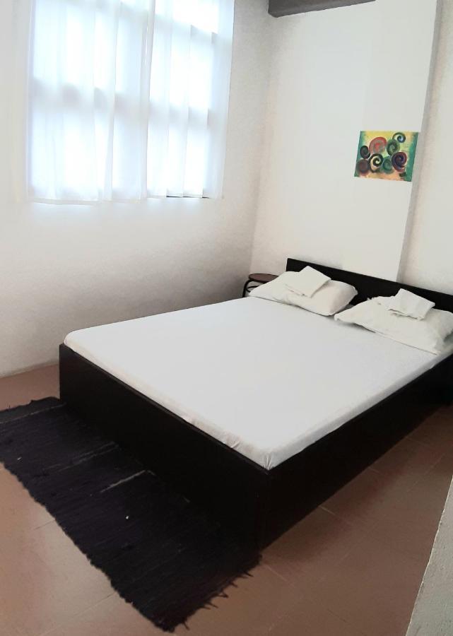 Angel And Marie'S Acroom For 1-2Pax ซานฮวน ภายนอก รูปภาพ